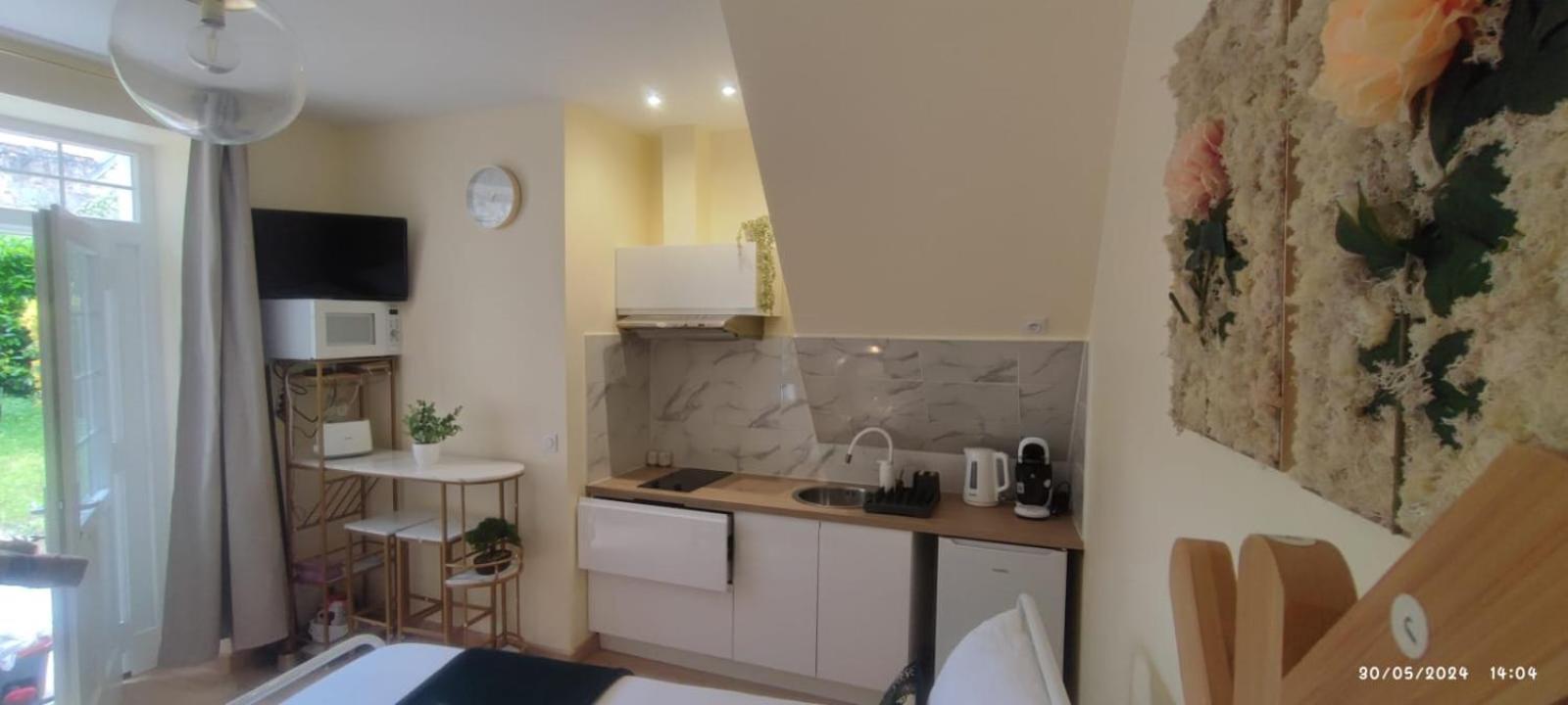 Le Cocoon Dore ปัวติเยร์ ภายนอก รูปภาพ
